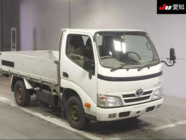 TOYOTA DYNA