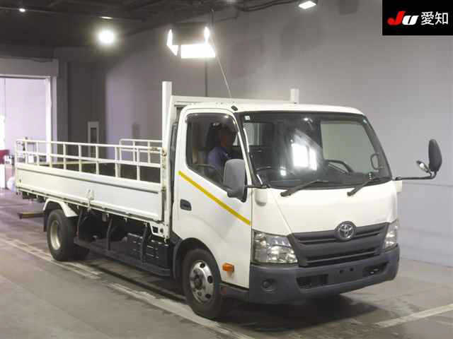 TOYOTA DYNA